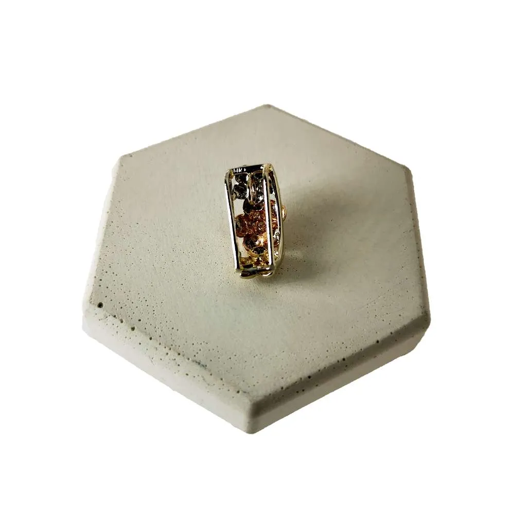 14kt tri-color gold flower style pendant
