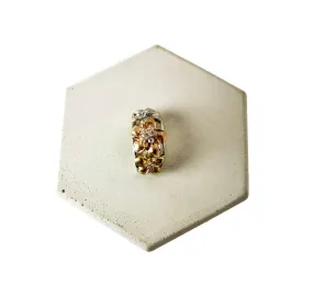 14kt tri-color gold flower style pendant