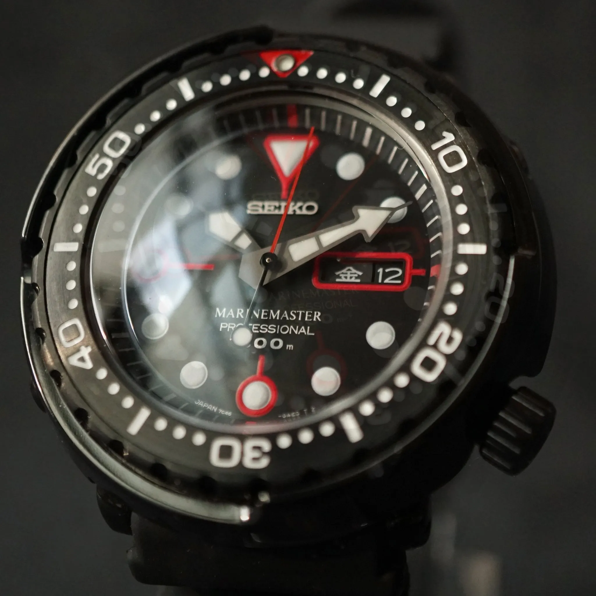 2012 SEIKO MARINEMASTER TUNA 300 GOLGO 13 LIMITED EDITION SBBN023