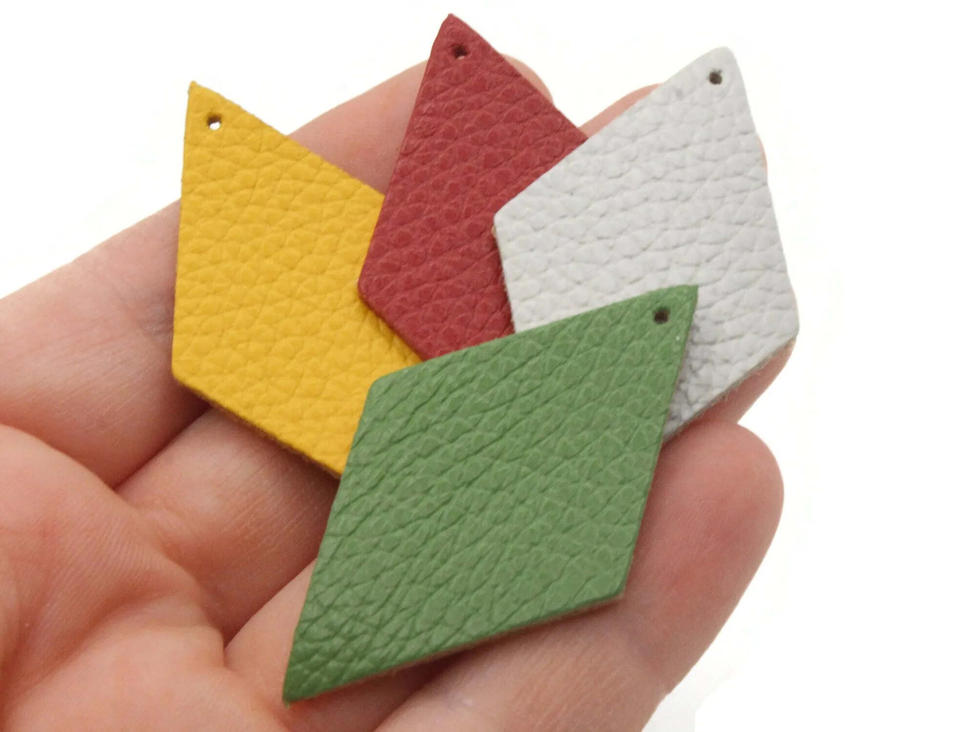 4 48mm Mixed Color Leather Diamond Pendants