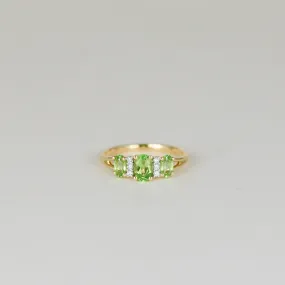 9ct Yellow Gold 1.00ct Oval Peridot and Diamond Dress Ring