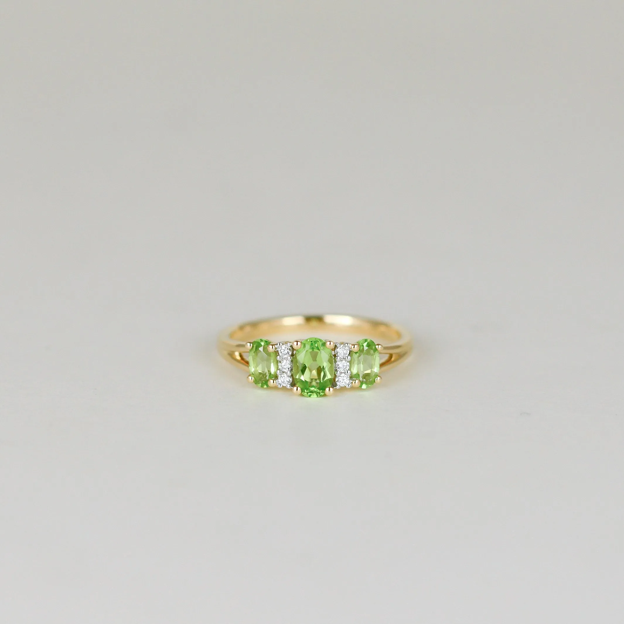 9ct Yellow Gold 1.00ct Oval Peridot and Diamond Dress Ring