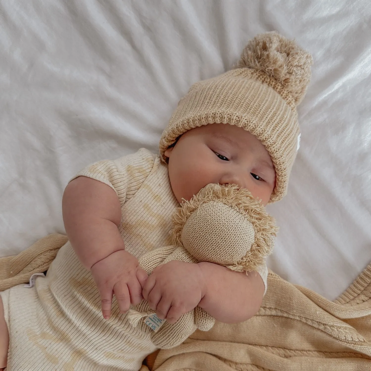 BEANIE | SAND FLECK