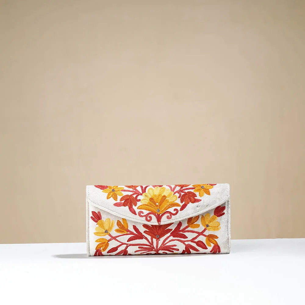 Beige - Original Chain Stitch Embroidery Velvet Wallet