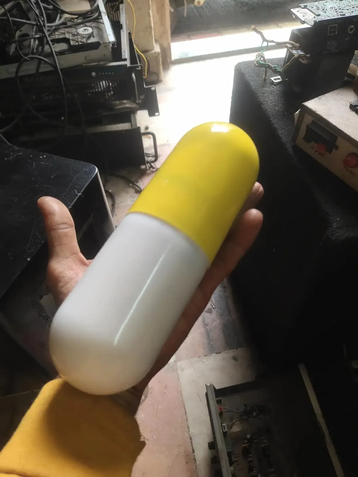 Capsule Umbrella with UV Protection