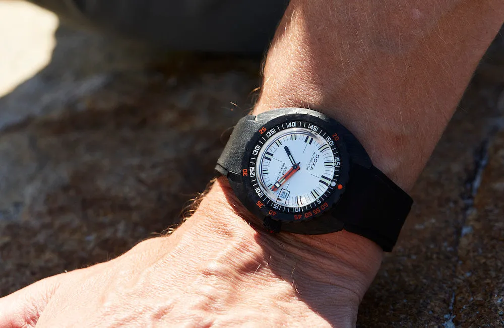 Doxa SUB 300 Carbon COSC Searambler Rubber