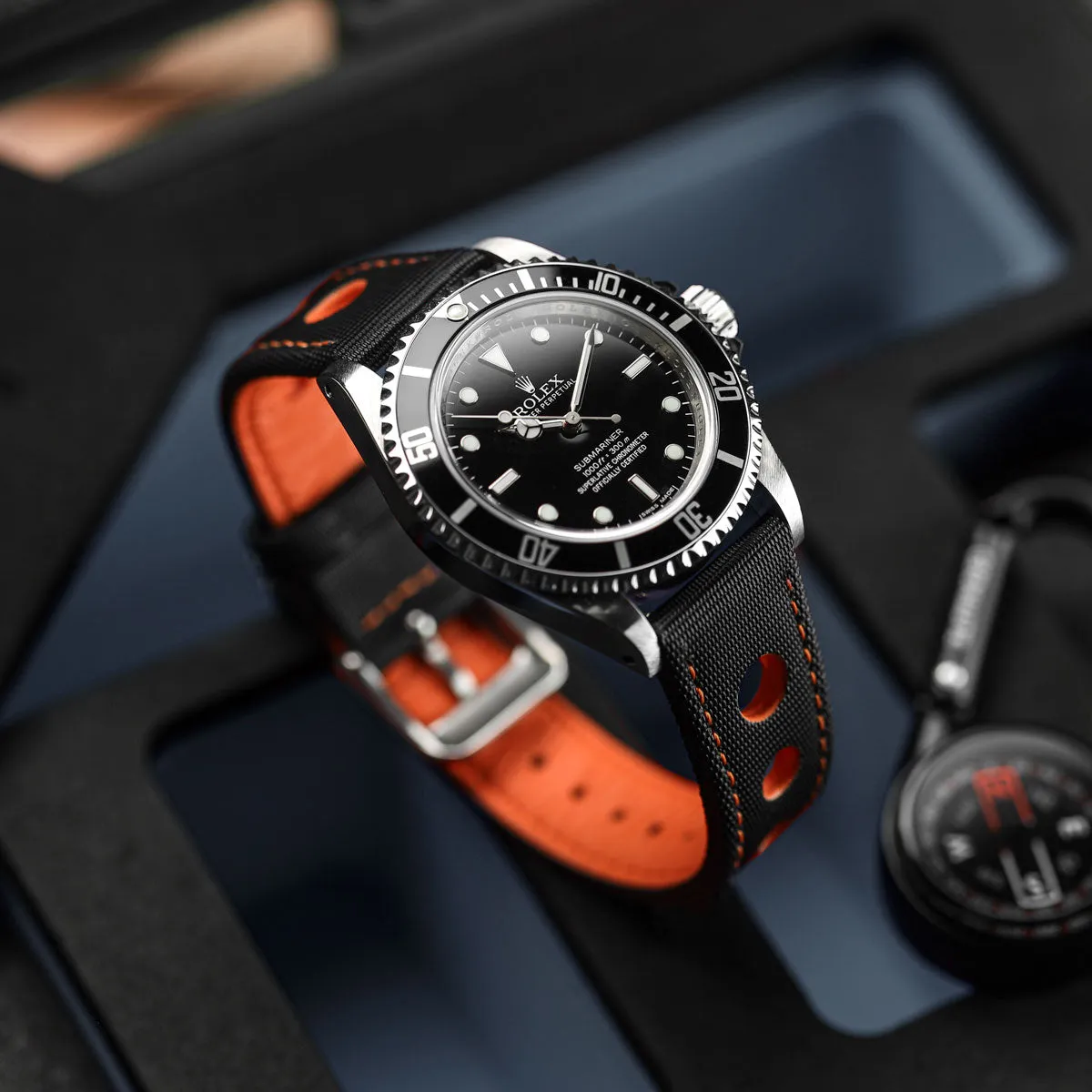 Mayday Anchor Sailcloth Divers Watch Strap - Crimson