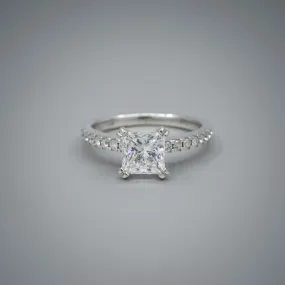 'Mignon' Diamond Ring