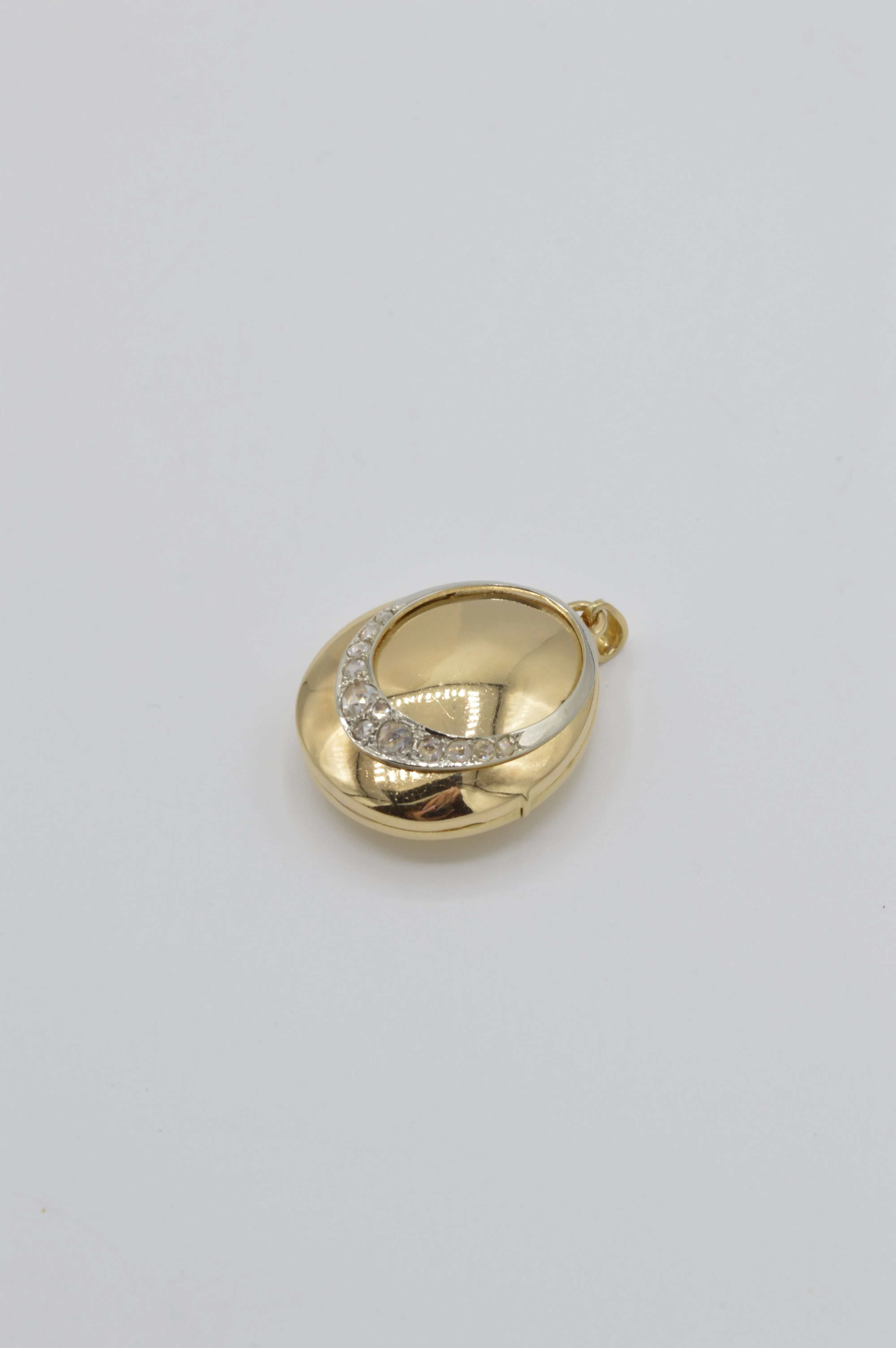 Rose-cut Diamond Locket, 18k