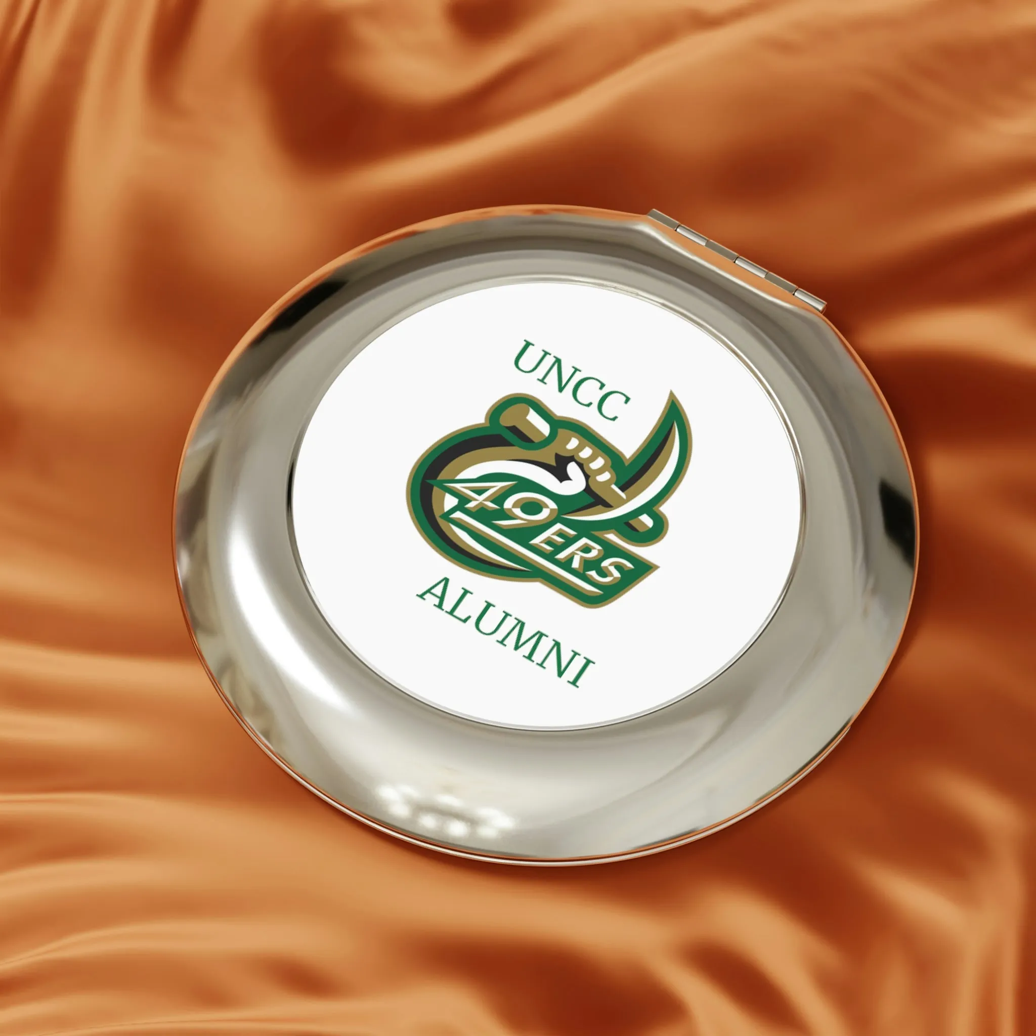 UNCC ALUMNI Compact Travel Mirror